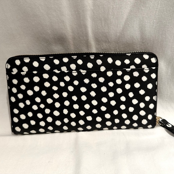 Kate Spade Shore Street Lacey Dot Zip Wallet with wrist strap - Picture 2 of 3